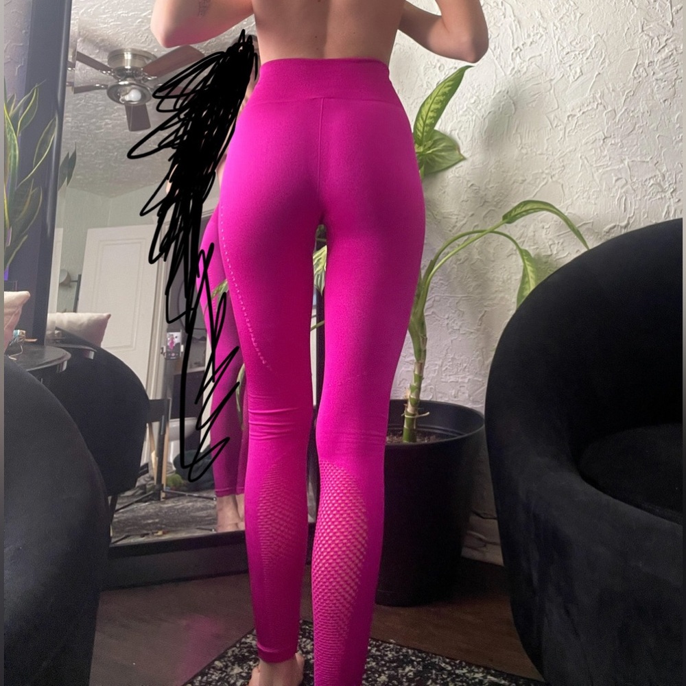 Hot Pink Seamless JoyLab Leggings